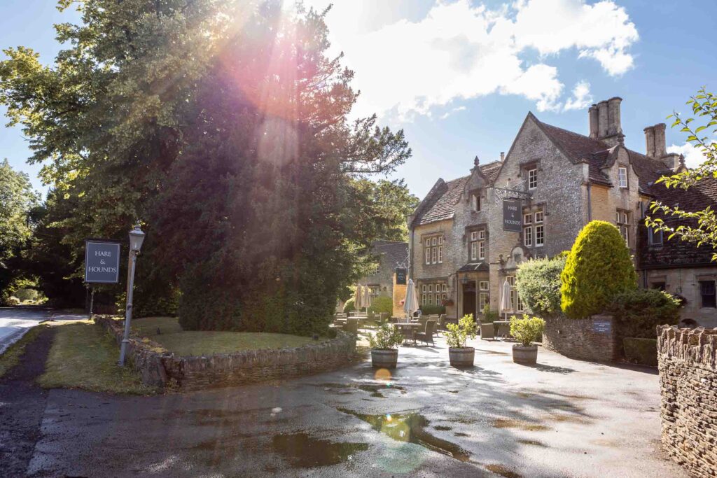 The Hare and Hounds Tetbury Wedding Photos