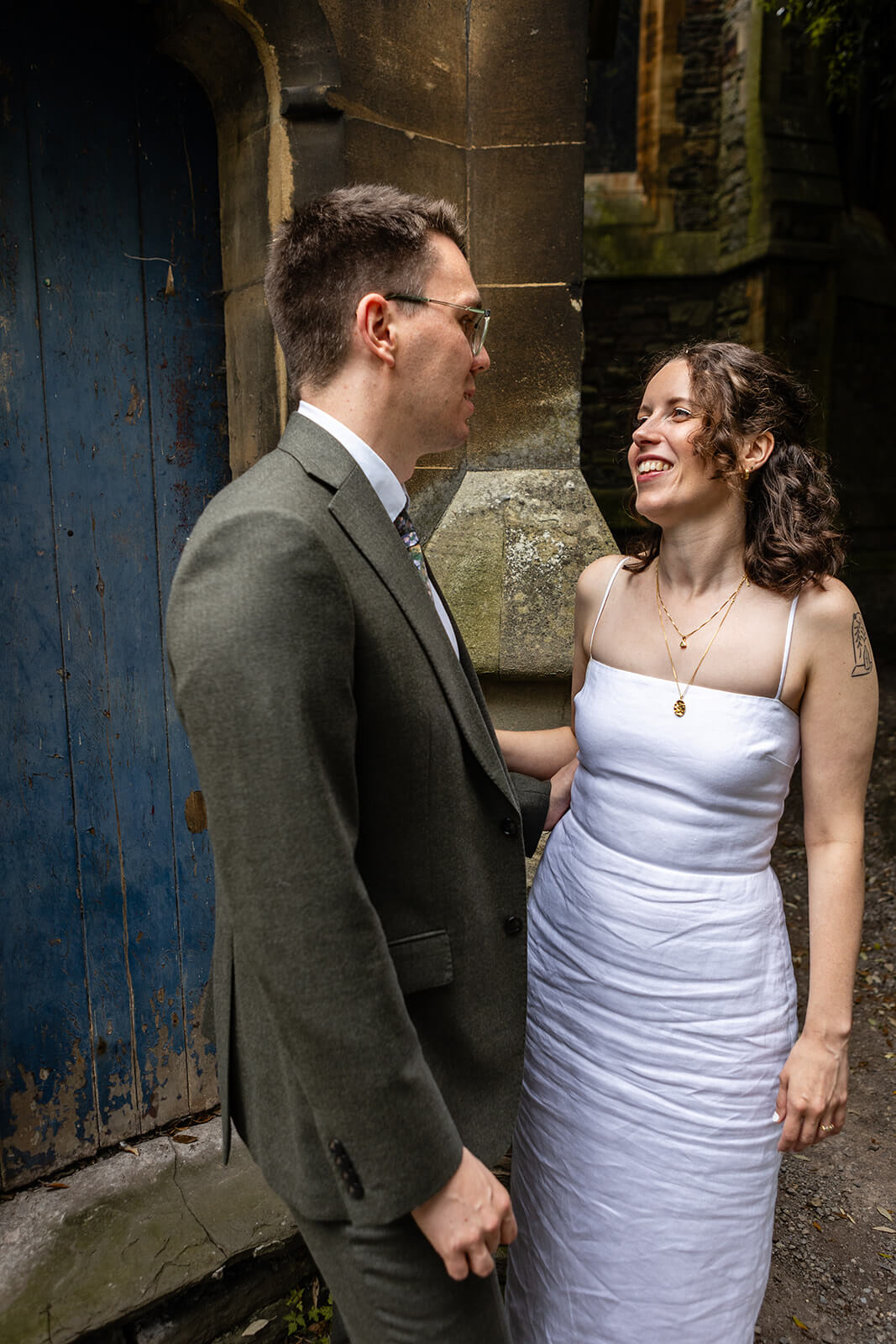 Wedding couple at the Elmgrove Centre Bristol| Wedding Photographer