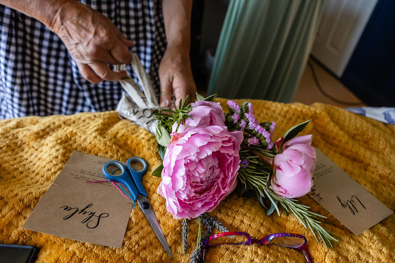 Wedding flowers | Rose Dedman Wedding Photography UK