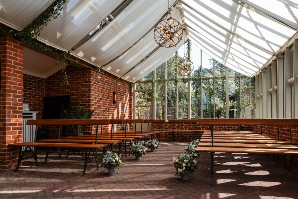Syrencot wedding venue in Wiltshire | Syrencot wedding photographer